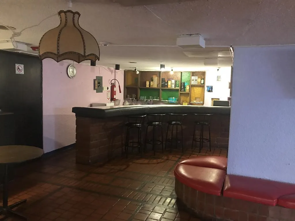 萨沃伊酒店 基多 3*,  厄瓜多尔